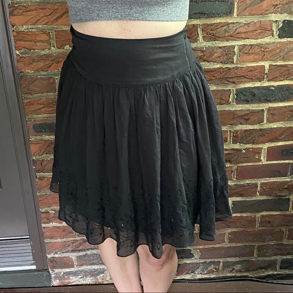 Express Embroidery Sequin Skirt Size 6 ❤️HP💜